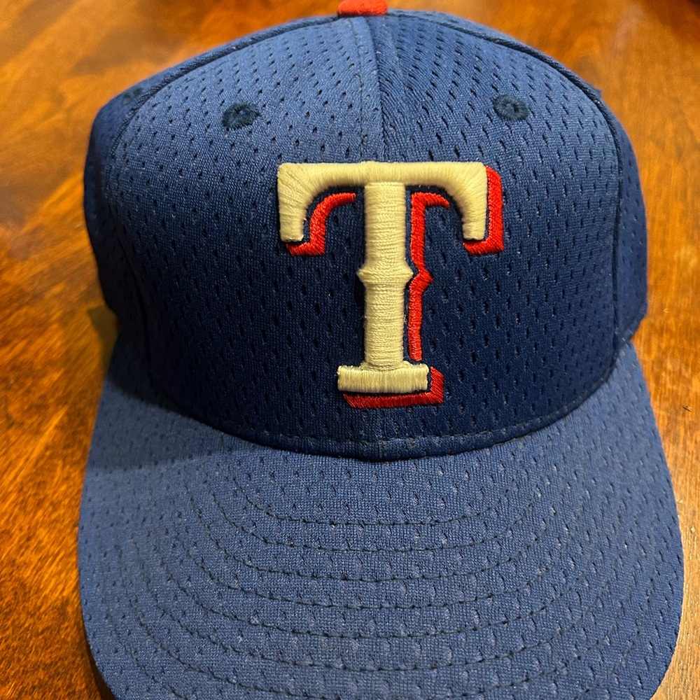 New Era Texas Rangers Blue Mesh 59/59 Fitted 6 3/4 Authentic Hat